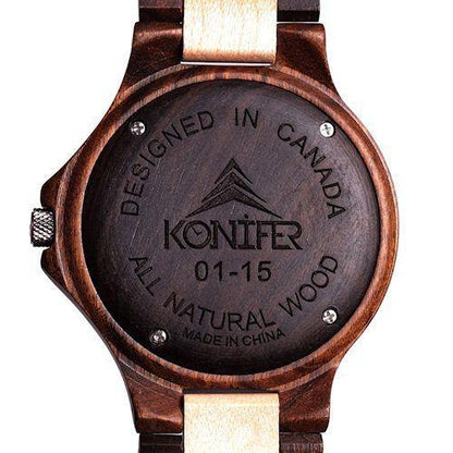 Montre en bois marron et beige a cadran rond. Vue arriere du cadran