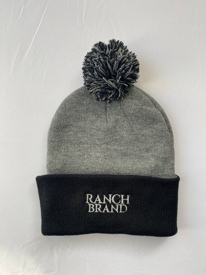 Pompom hat | Gray &amp; Black Collar | Logo Silver